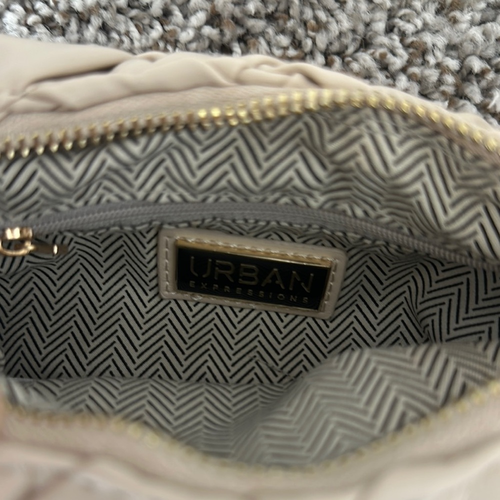 Woven Knot Purse - Picture 3 of 3